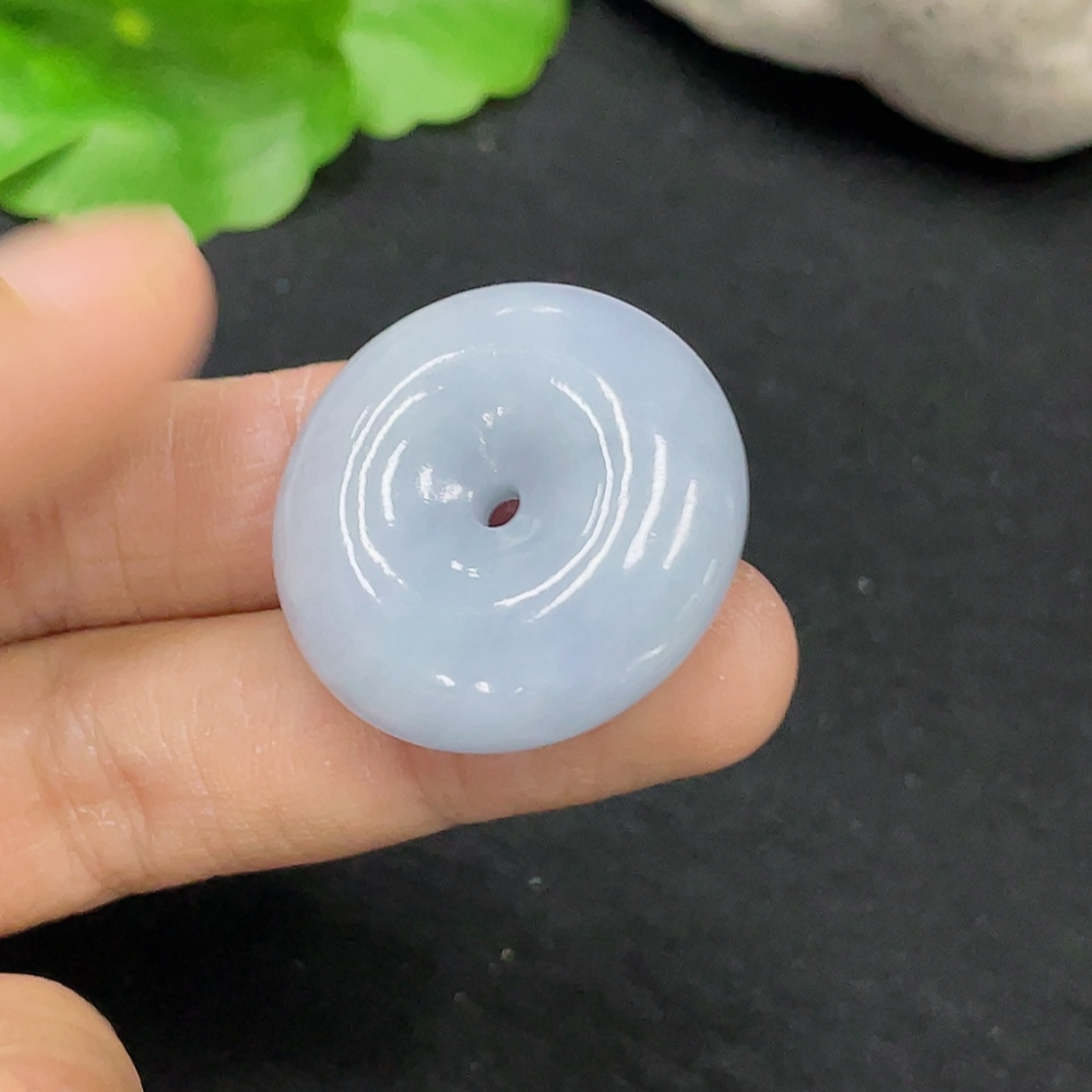 F30564212 JadeitePeace Pendant