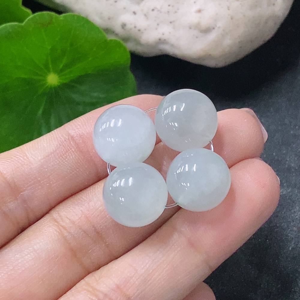 F34010292 Jadeite Beads Sell as a Lot