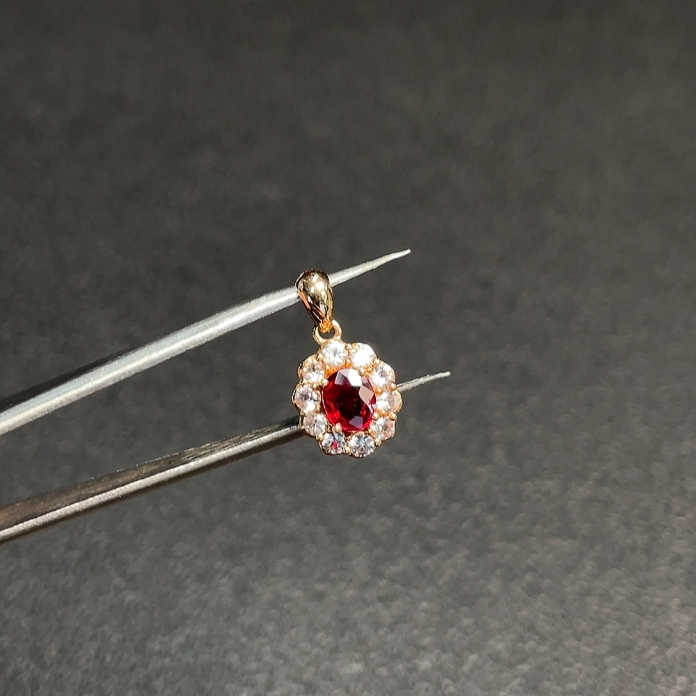 C33889067 18K Ruby Pendant Without Diamond Total Weight Approx. 1.4g
