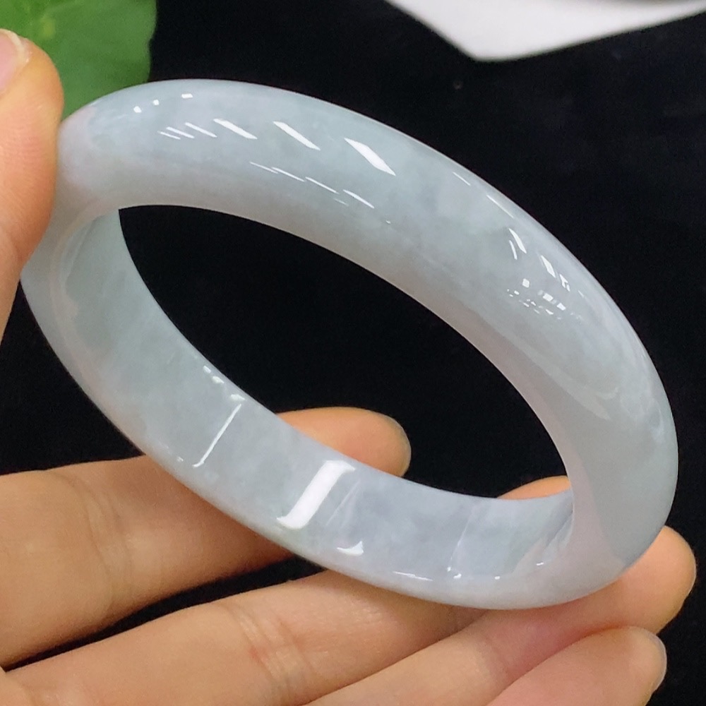 F34023995 Jadeite Round Bracelet Size 57 Total Weight Approx. 57.95g