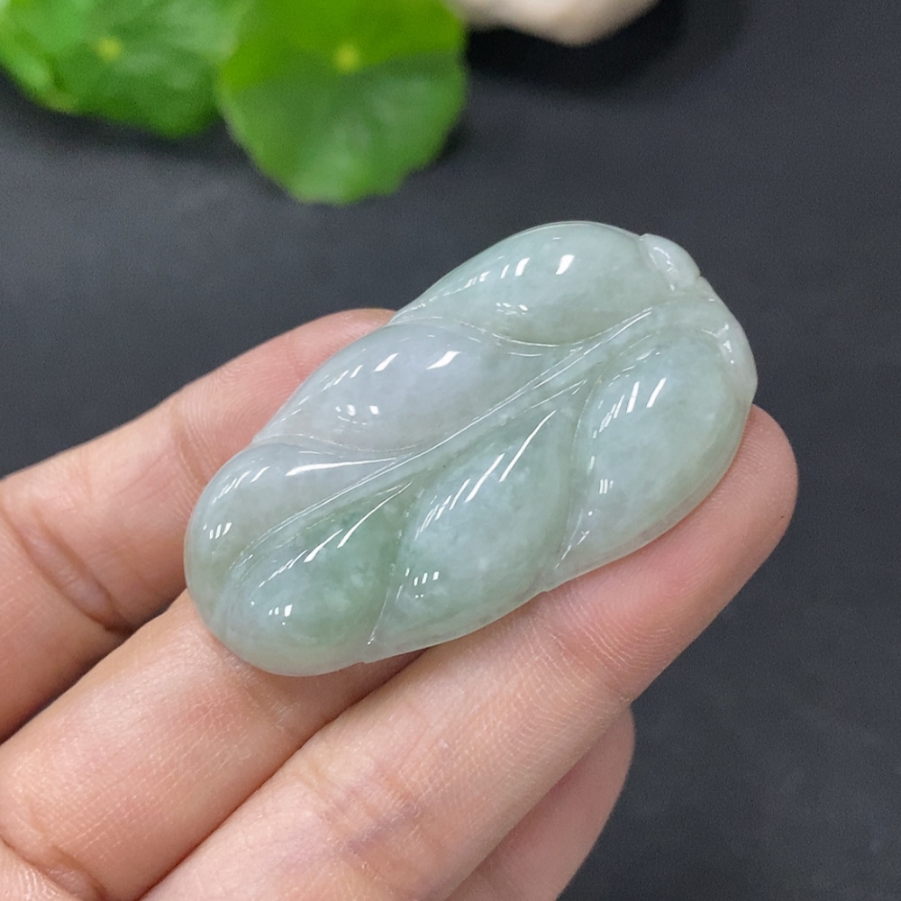 F32734276 Jadeite Pendant One Lot Sale