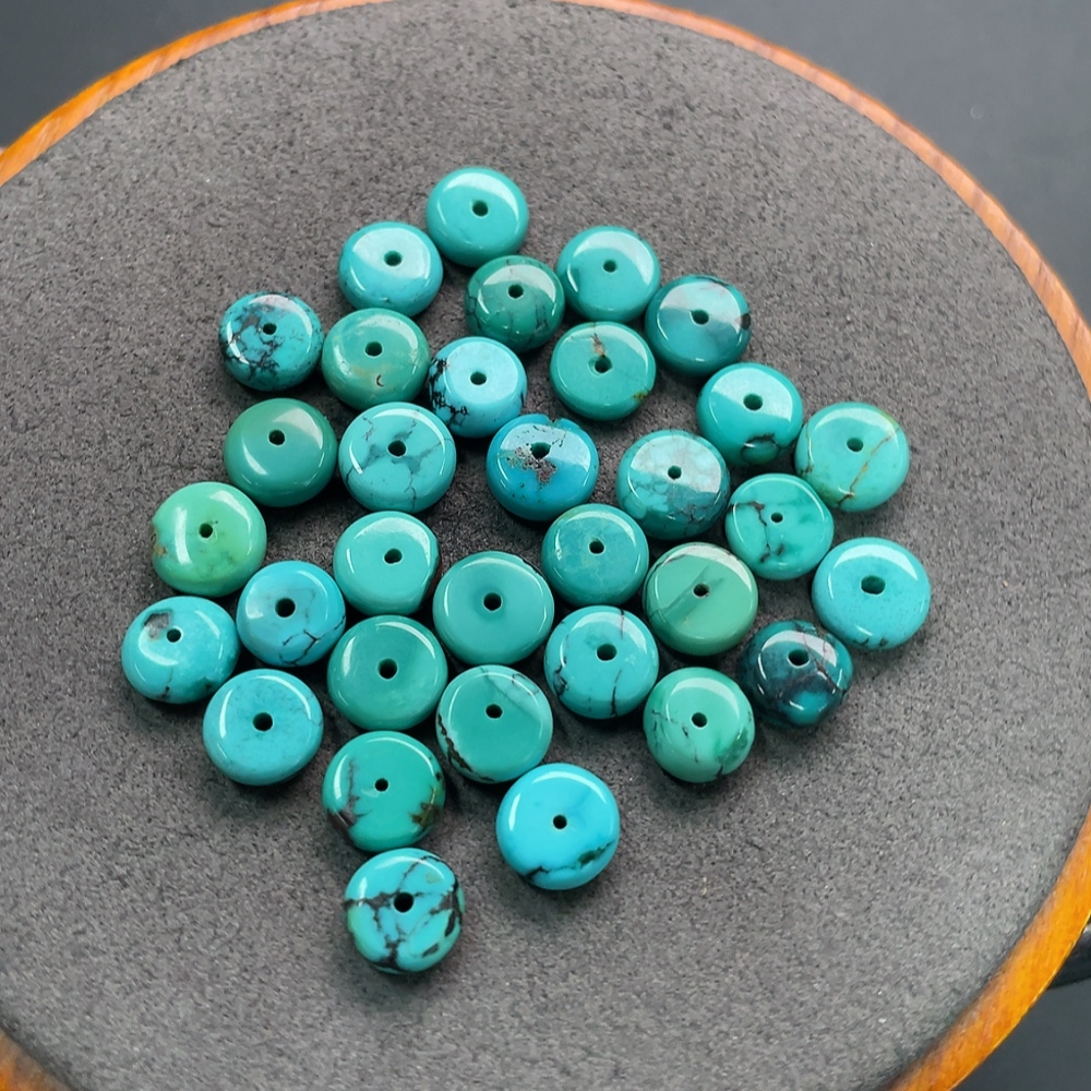 C23617124 Turquoise Pendant Containing Other Mineral Components, Color Origin Undetermined, Total Weight Approximately 22.37g, Sell as a Lot