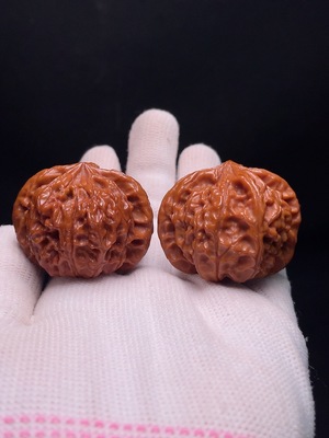 W34988725 Three-ridged Walnut, Total Weight Approx. 36.9g, Size About 39.7mm