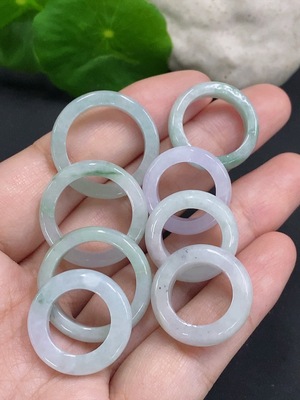 F34962127 Jadeite Pendants Sell as a Lot