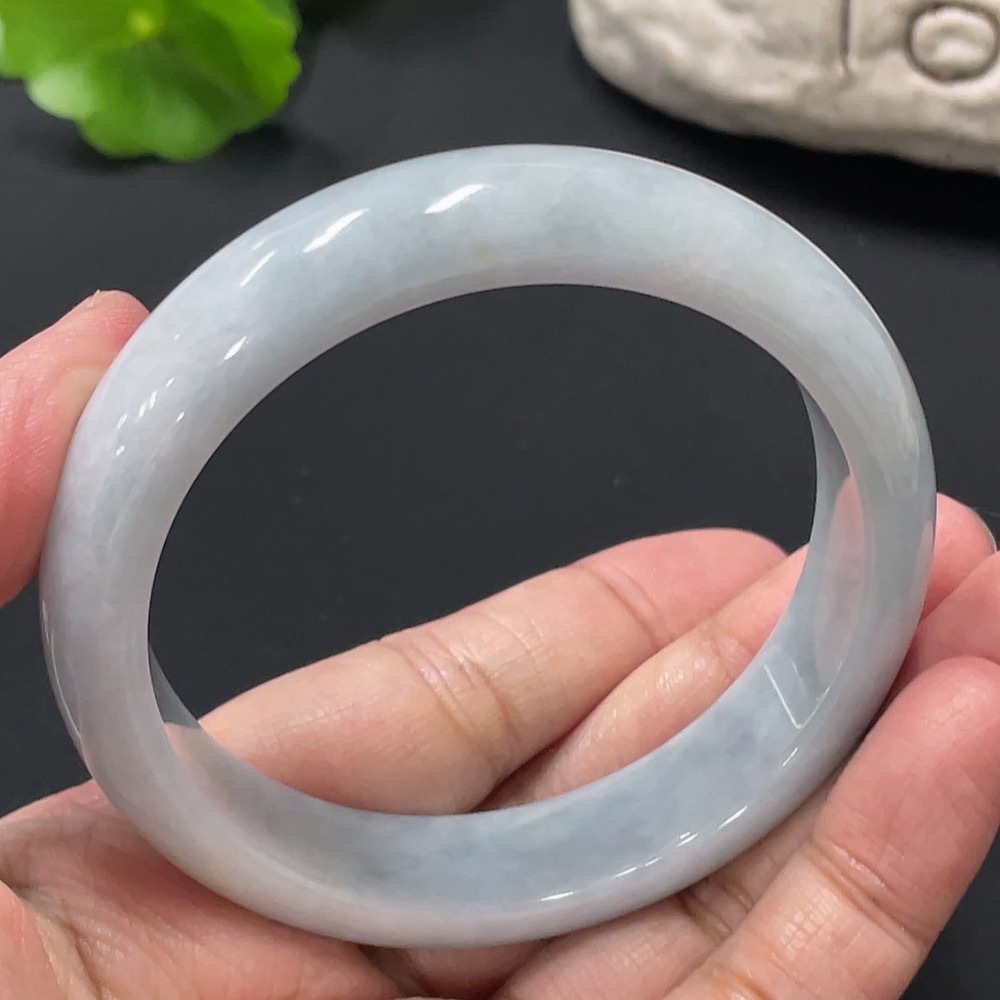 F27069869 Jadeite Round Bangle, Size 56.9, Total Weight Approx. 57.2g