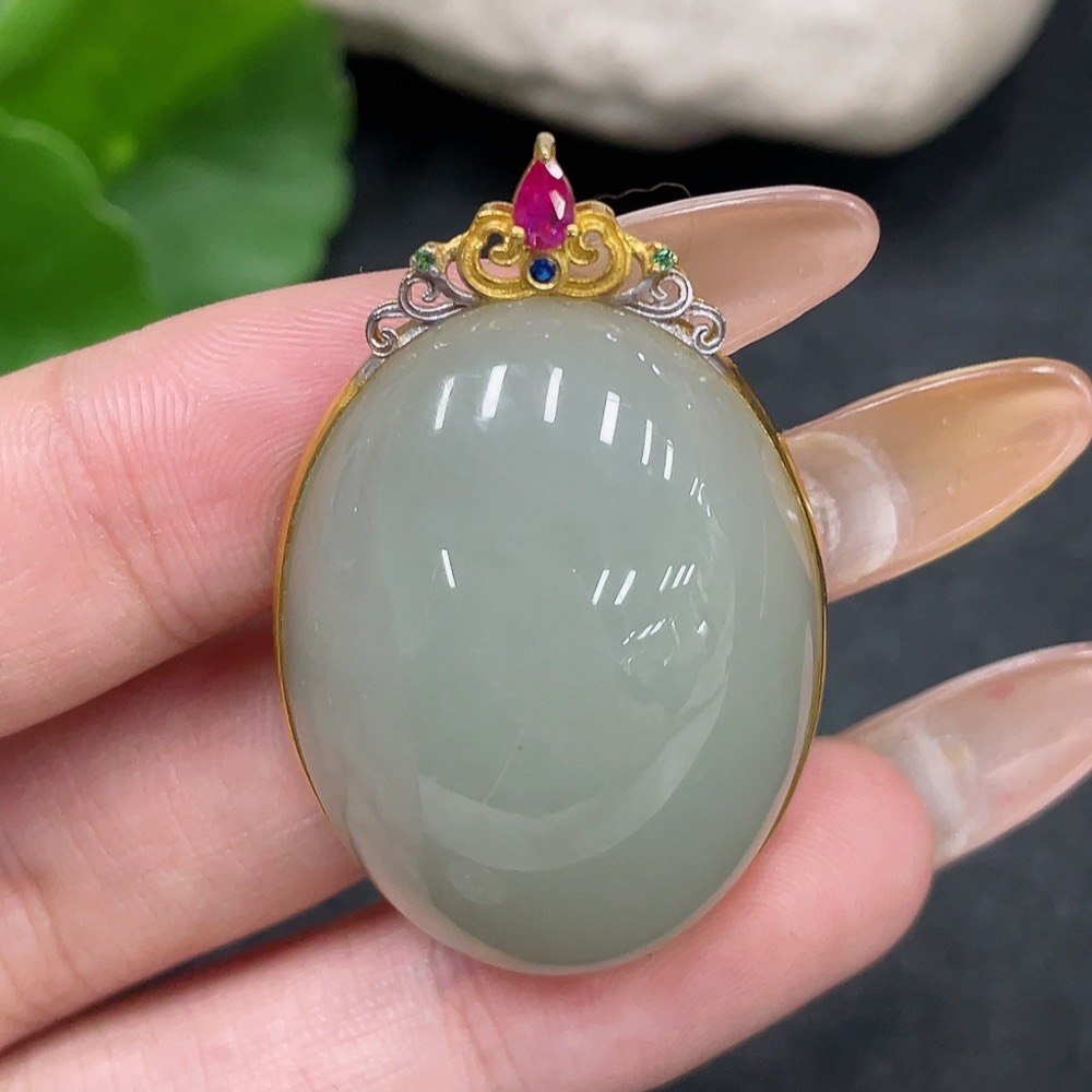 H32823477 Hetian Jade Inlaid Pendant 18k Gold Total Weight Approx.14.4g