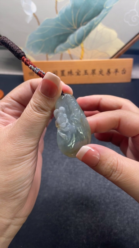 F31586212 Jadeite Pendant with Cord Total Weight Approx. 28.18g