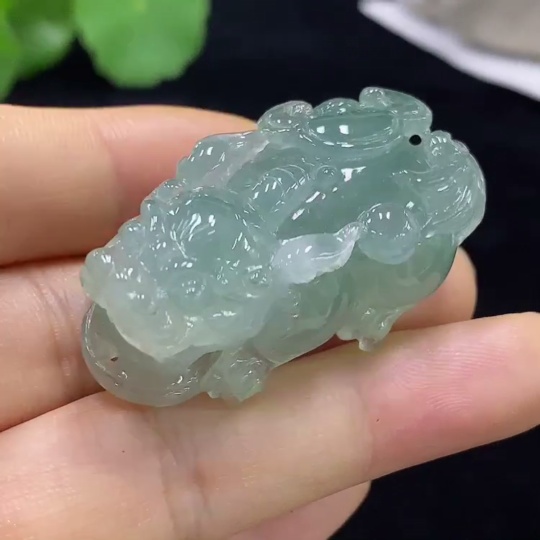 F32731426 Jadeite Pi Xiu Pendant, Total Weight Approx. 29.02g