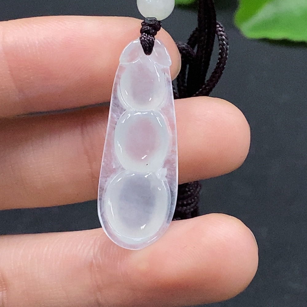 F33868001 Jadeite Lucky Bean Pendant