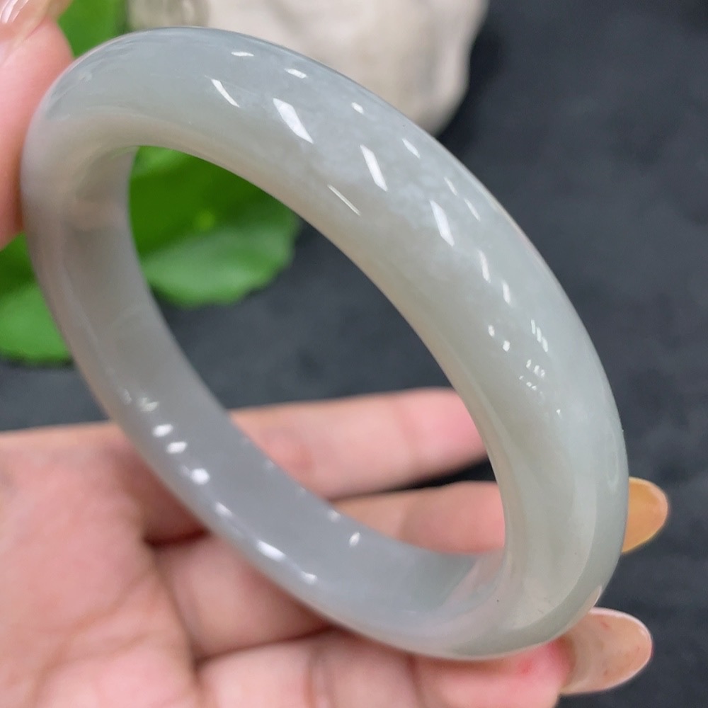 H32823555 Hetian Jade Round Bracelet Size 57.1 Total Weight Approx.54.6g