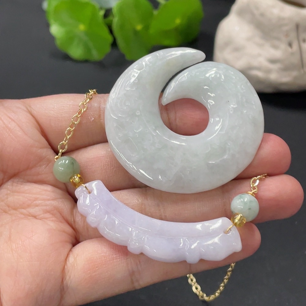 F32739509 Jadeite Inlaid Pendant, Non-Gold Inlay