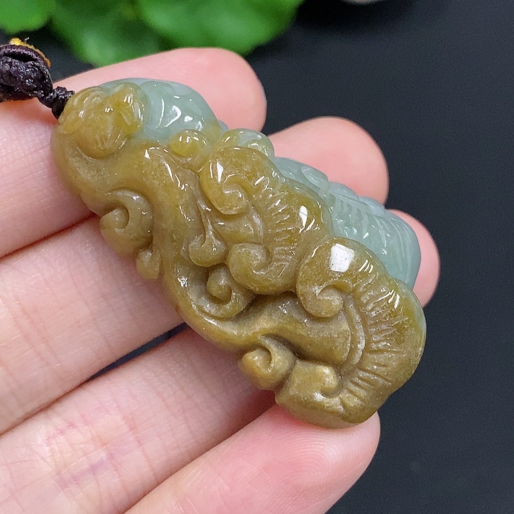 F30513679 JadeiteRuyi Pendant