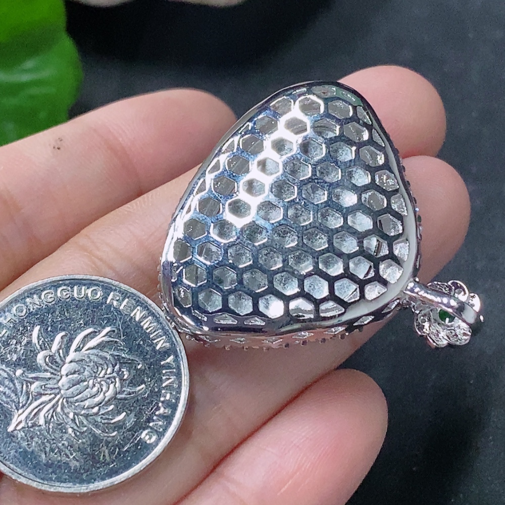 F33888039 Jadeite Inlaid Buddha Pendant, Non-Gold, Total Weight Approx. 7.34g, Beads Non-Grade A