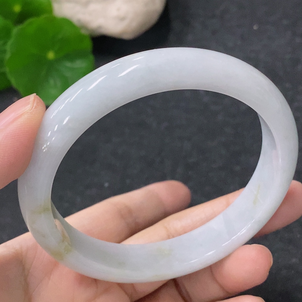 F32792016 Jadeite Regular Bangle, Inner Diameter 58.5mm, Total Weight Approx. 49.54g