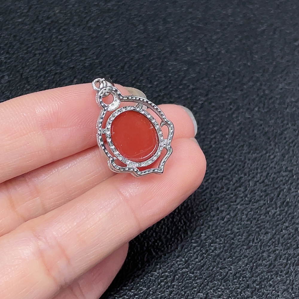 C34007538 South Red Agate Pendant Non-Gold Total Weight Approx. 3.33g