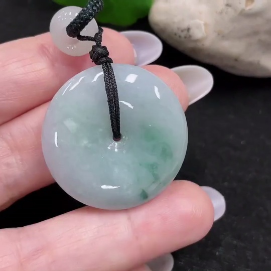 F33900152 Jadeite Peace Knot Pendant Total Weight Approx. 13.7g (Including Cord Weight) (Matching Beads Non-Grade A)