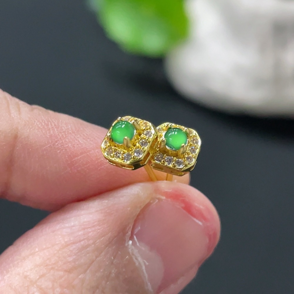 F34059170 Jadeite cabochon stud earrings pair non-gold setting total weight approx. 0.7g