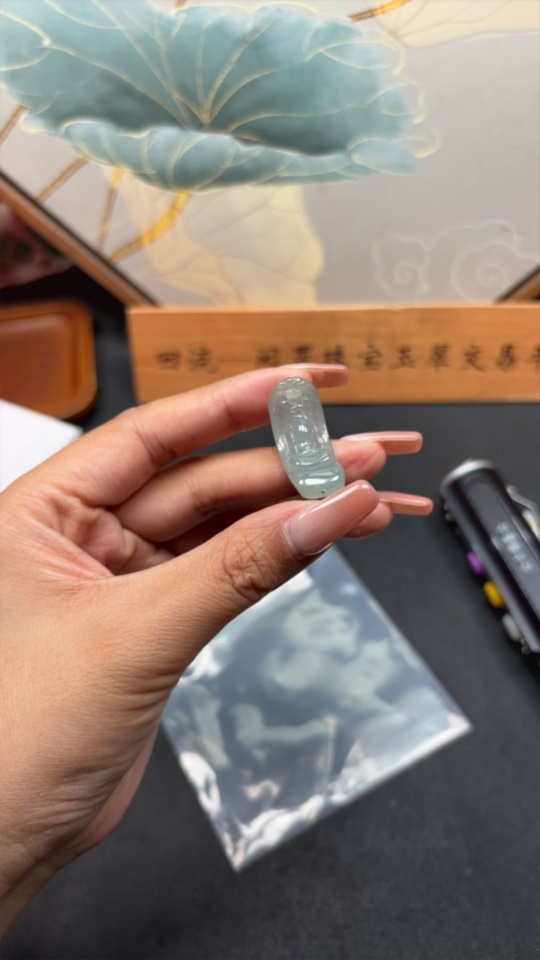 F29405112 Jadeite Pendant Faceless Buddha Total Weight Approx. 5.92g