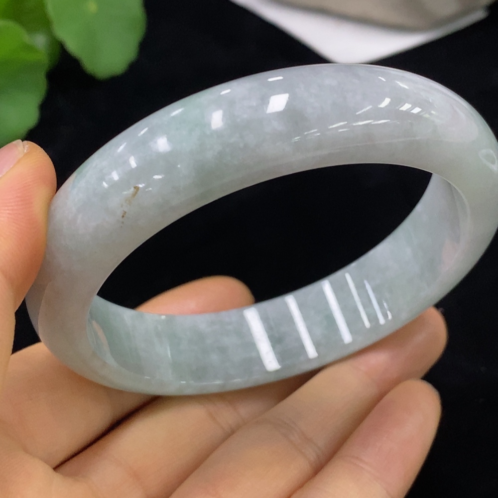 F34973329 Jadeite Round Bracelet Size 59mm Total Weight Approximately 68.94g