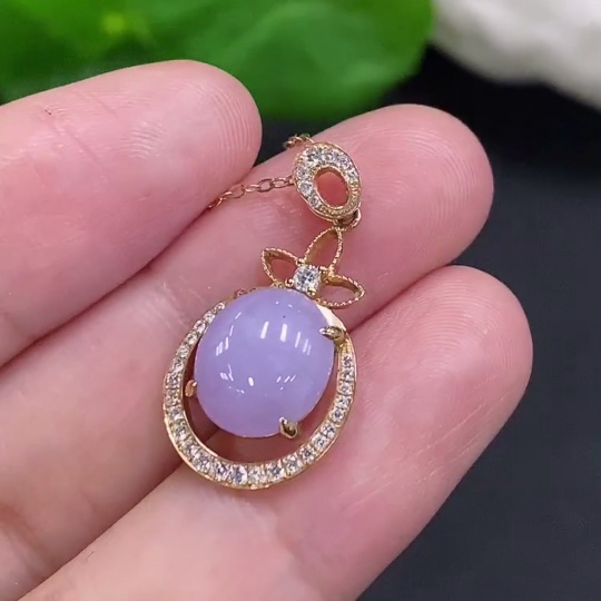 F32801708 Jadeite Cabochon Pendant with 18K Gold and Diamond Accents, Total Weight Approx. 3.7g (Including Chain)