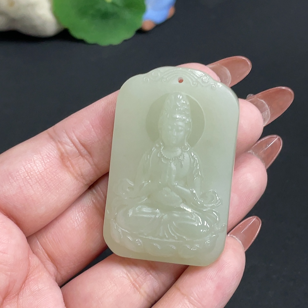 H35101301 Hetian Jade Pendant Guanyin Total Weight Approx. 37.2g