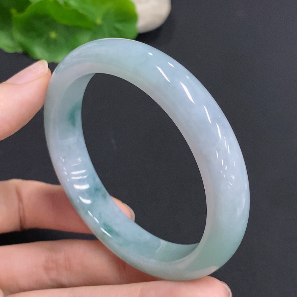 F35160383 Jadeite Round Bangle, Total Weight Approx. 55.3g, Size 57.5