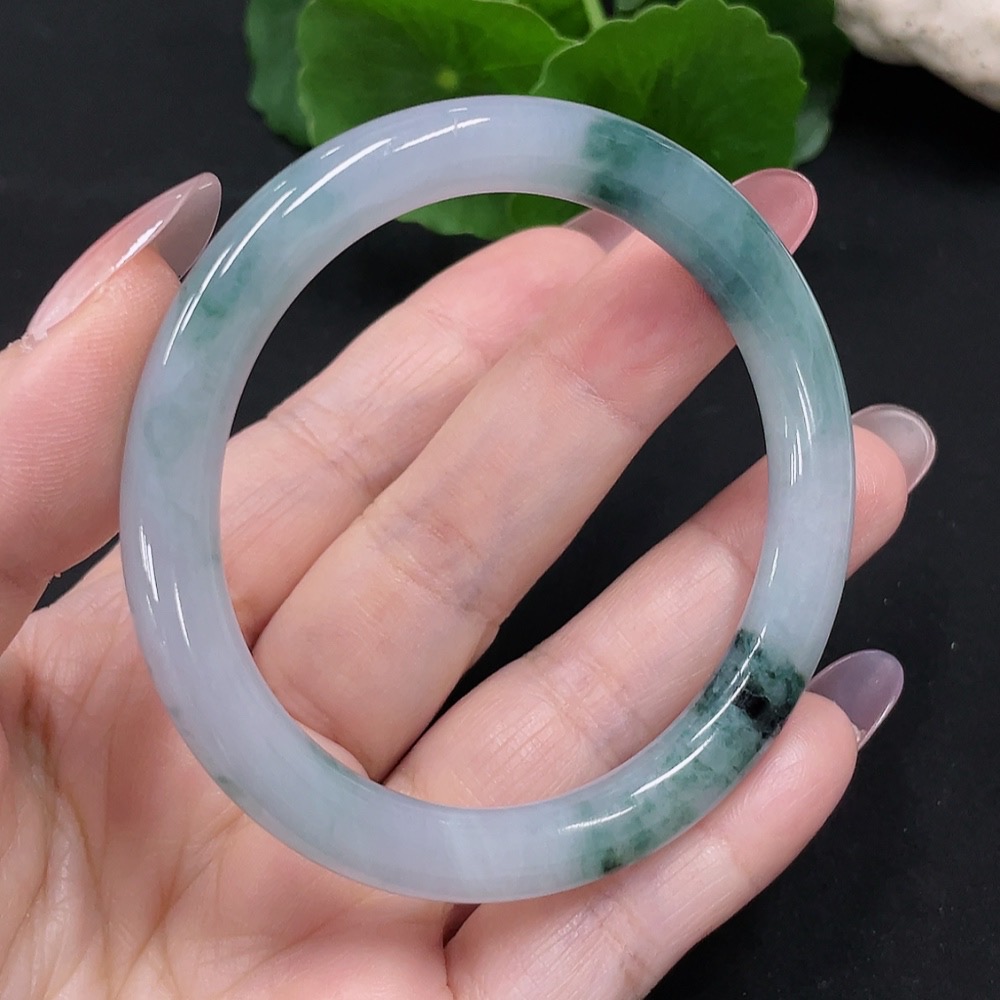 F34982369 Jadeite Round Bangle Size 53 Total Weight Approx. 29.8g (With Breakage/Damage) (Containing Other Mineral Components)