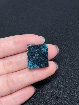 C42082390 绿松石镶嵌件  货品总重约6.61克
