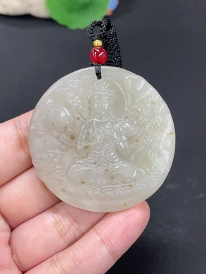 H38471365 和田玉挂件 观音 货品总重约[含绳]43.2g 含其他矿物成分