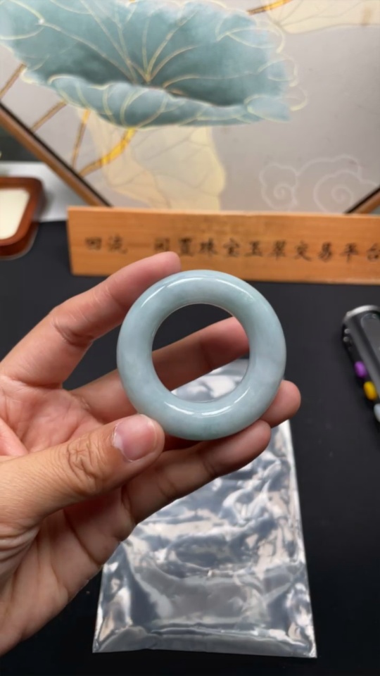 F34064927 Jadeite Pendant Peace Ring Total Weight Approx. 49.18g