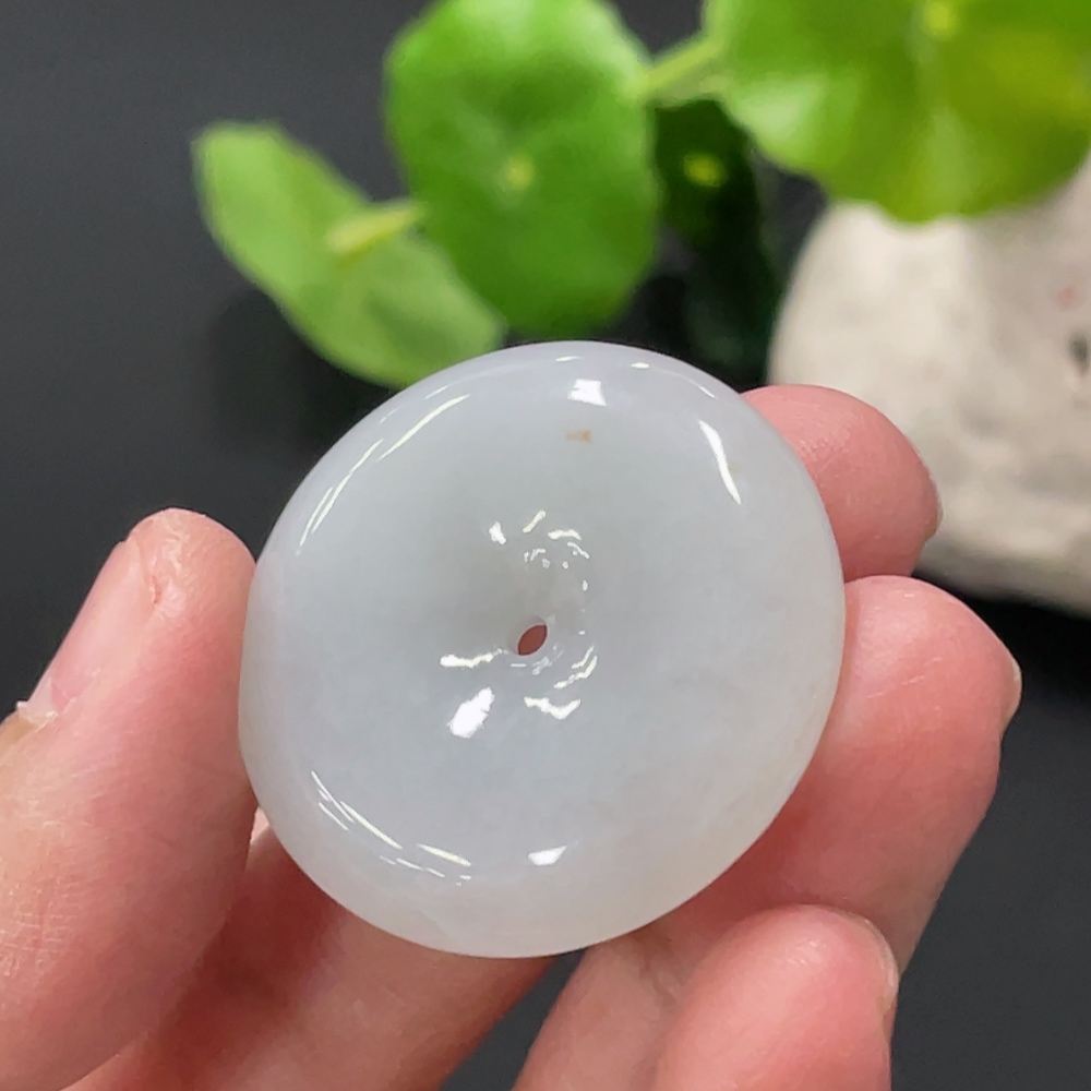 F34076810 Jadeite Safety Buckle Pendant Total Weight About 12.87g