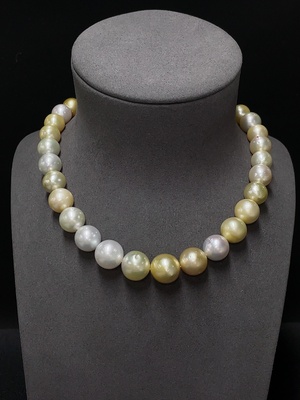 C31577859 Seawater Pearl Necklace Color Origin Undetermined Non-Gold Total Weight Approximately 112.71g Size About 12.2-15.3mm