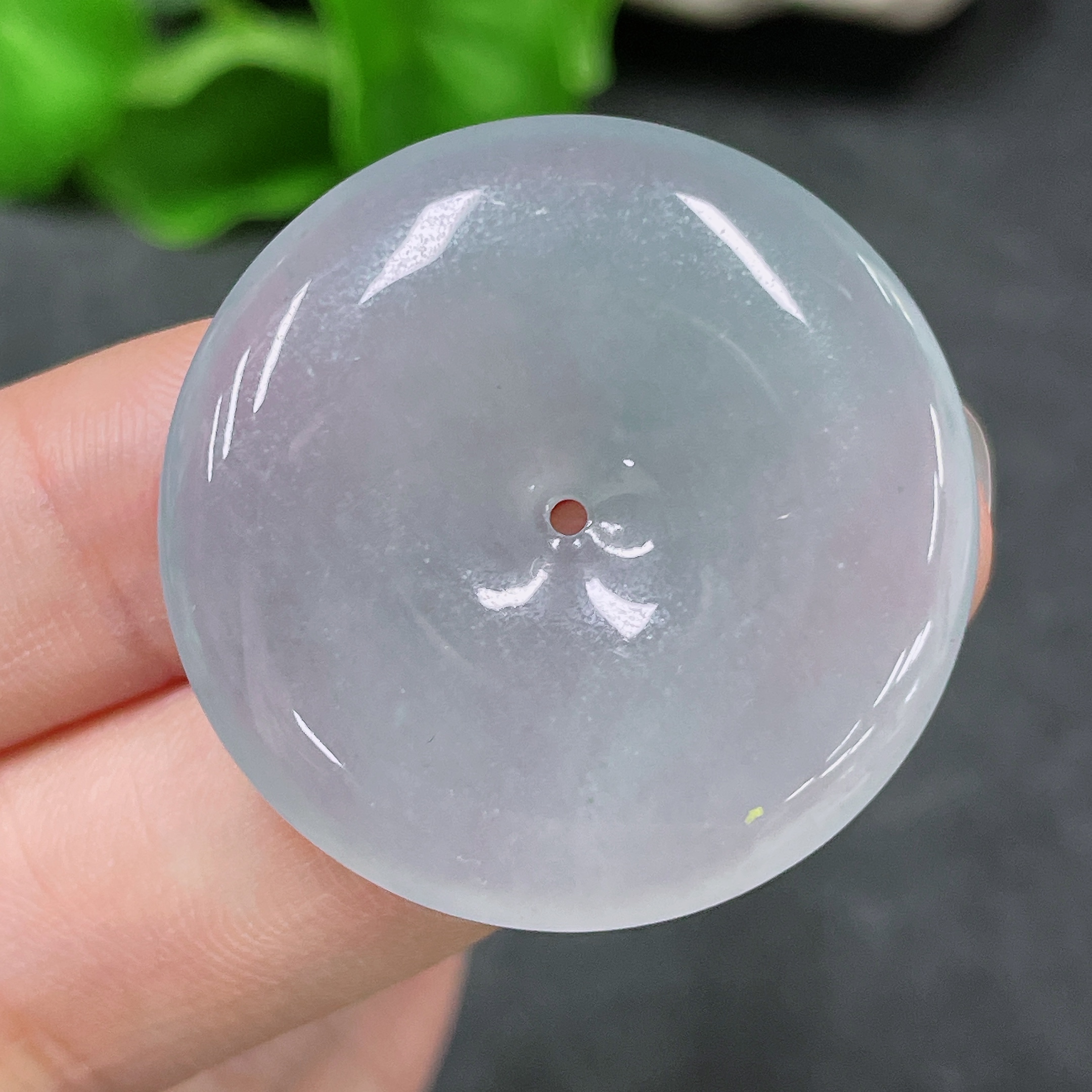 F32811743 Jadeite Pendant Peace Buckle Total Weight Approx. 10.92g