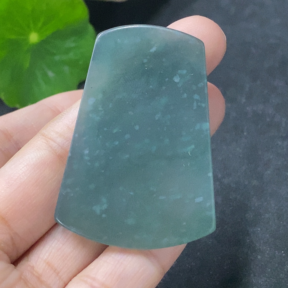 F33930129 Jadeite Unpolished Pendant Plain Pendant Total Weight Approx. 11.48g