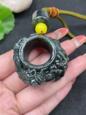 H35147522 Hetian Jade Handheld Ornament Dragon Ring with Non-Hetian Jade Beads Total Weight Approx. 67.2g (including rope)