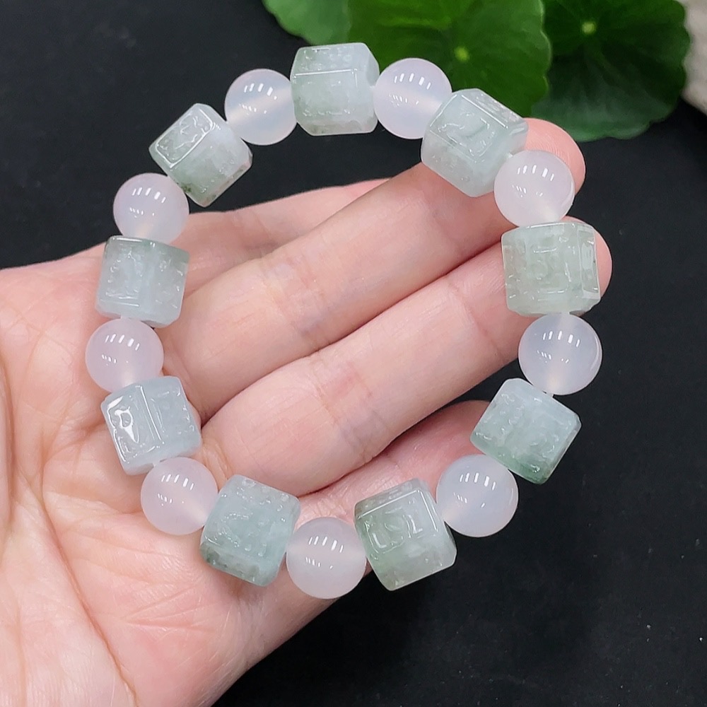 F28288351 Jadeite bracelet  Total weight approx. 40g (with non-A grade beads)