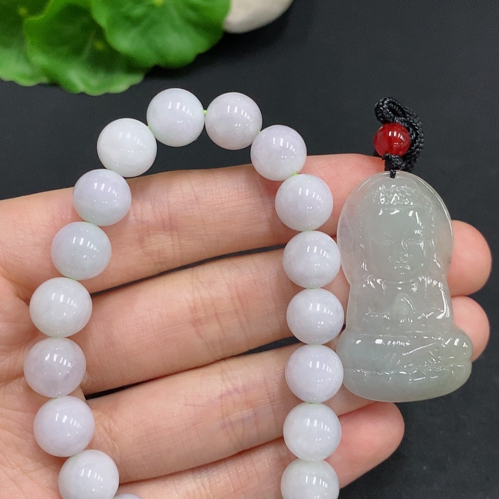 F31687927 Jadeite Pendant + Bracelet with Non-Jadeite Beads