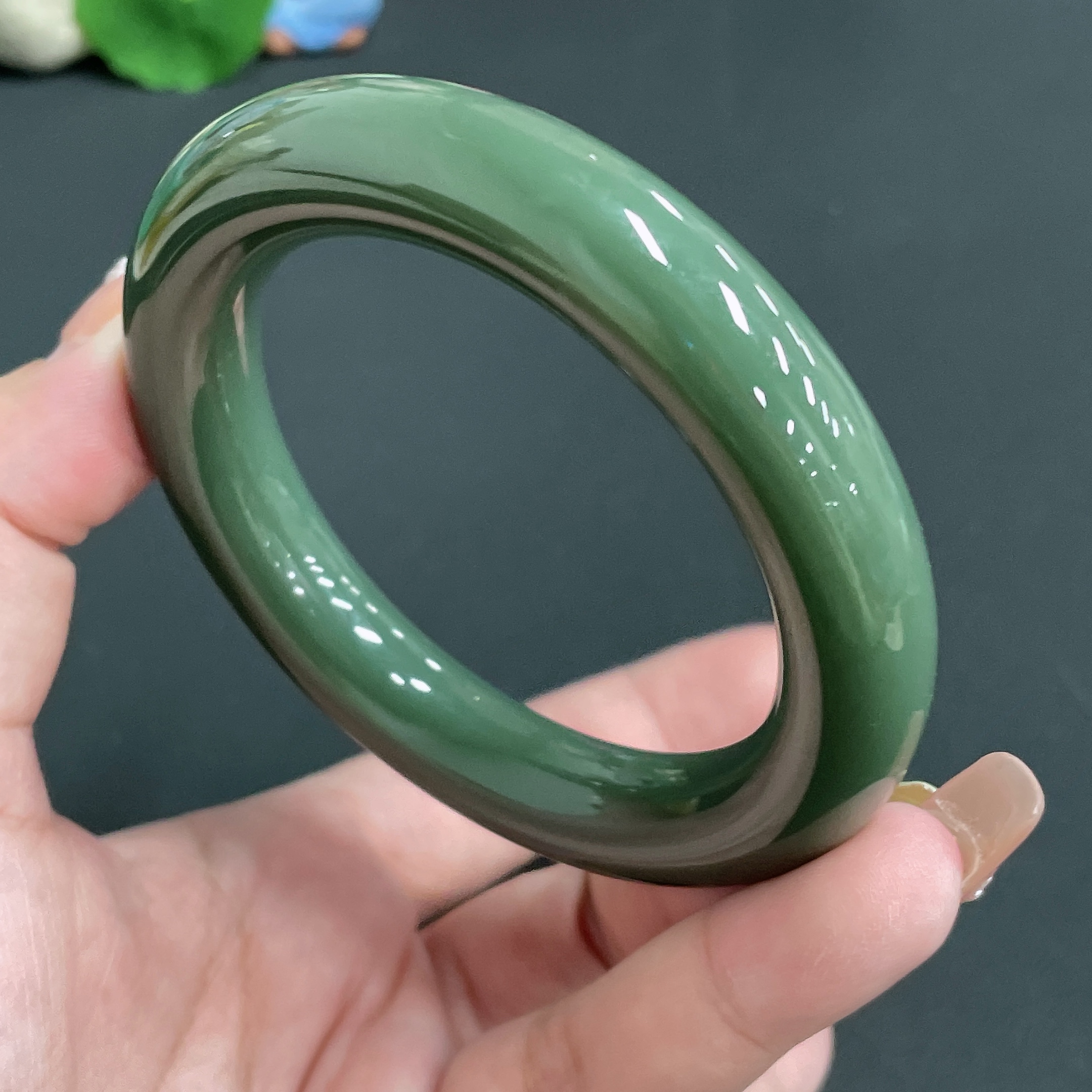 H20284724 Hetian Jade Round Bangle Size 57.6 Total Weight Approx. 81.24g