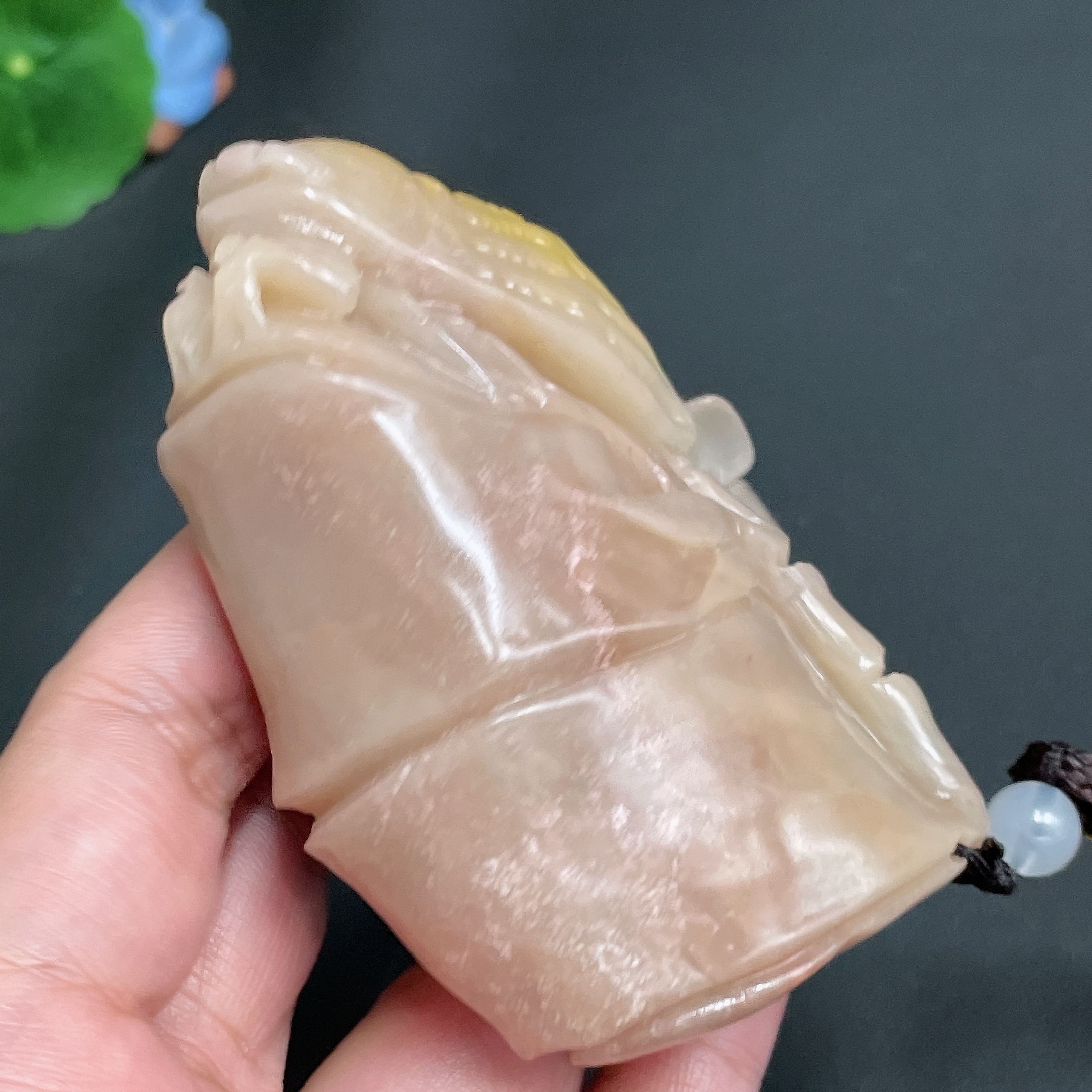 H23608838 Shoushan Stone Handheld Piece, A Startling Debut