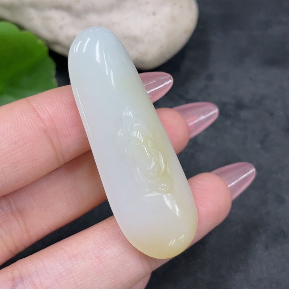 H32823880 Hetian Jade Pendant Lotus Total Weight Approx. 9g