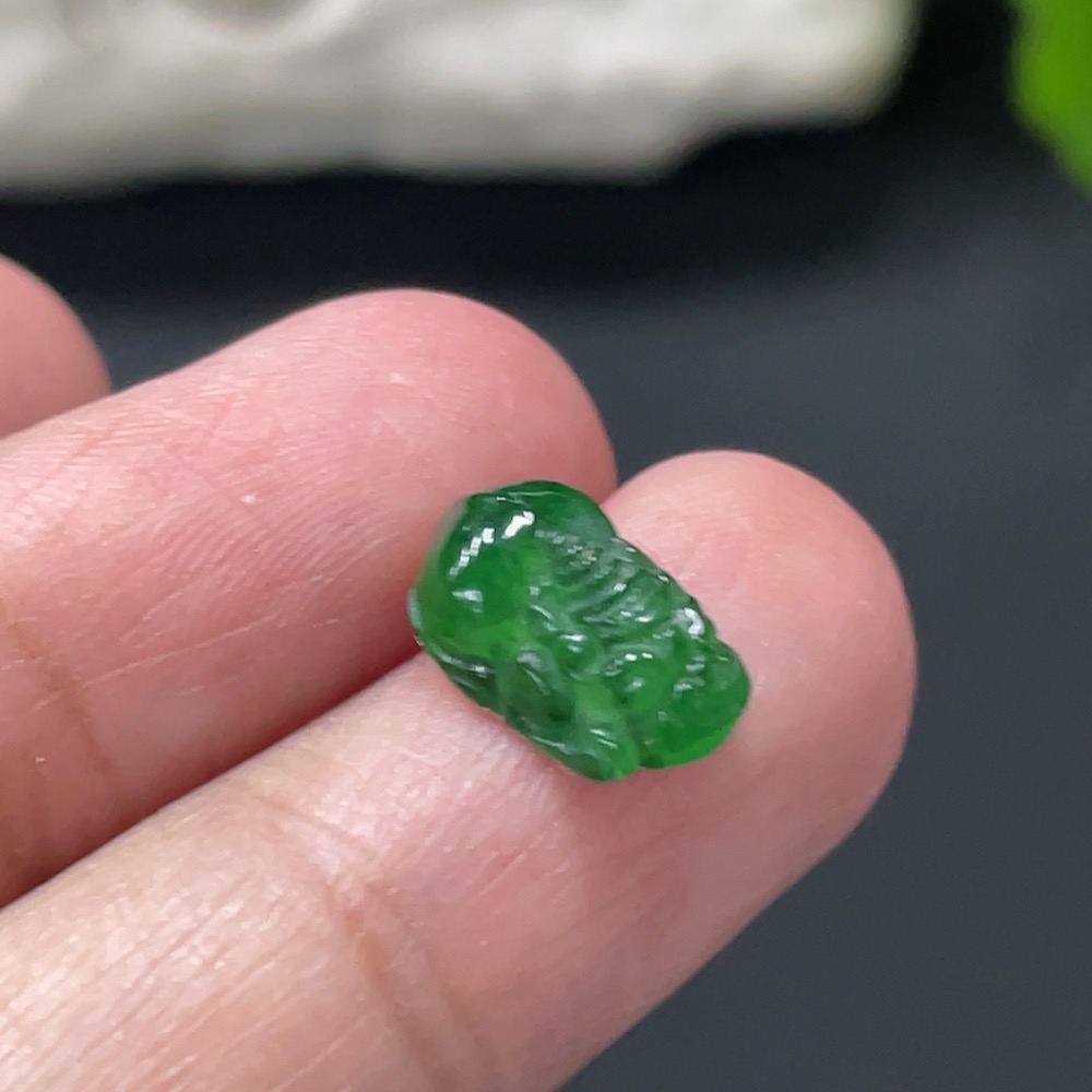 F27135244 Jadeite Pi Xiu Inlaid Piece Total Weight About 0.46g