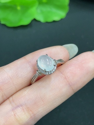 F42970157 翡翠戒指 非金 活口 货品总重约2.03g