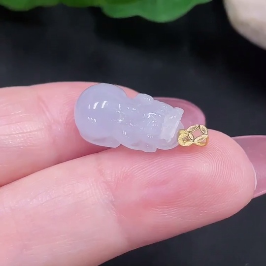 F34982765 Jadeite Pi Xiu Pendant 18K Gold Total Weight About 1.6g