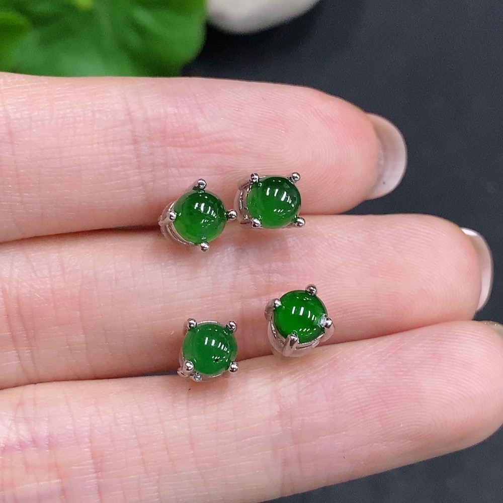 F34035130 Jadeite Cabochon Stud Earrings Sell as a Lot Non-Gold Setting