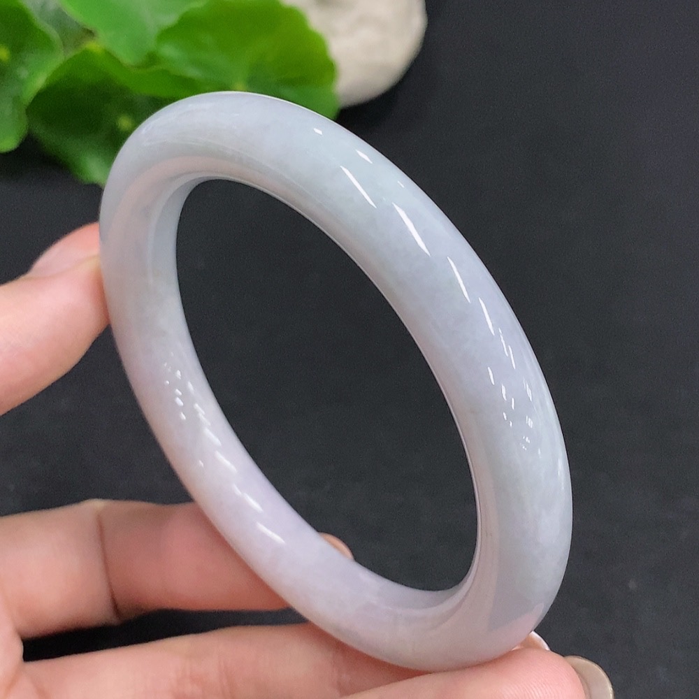 F34061261 Jadeite Round Bangle Total Weight Approx. 52.5g Size 57.5