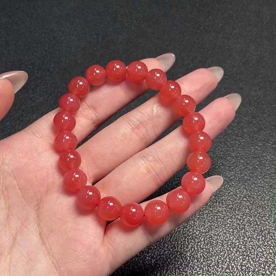 C34040936 South Red Agate Bracelet with Visible Organic Matter, Total Weight Approx. 22.36g, Size ~9.2mm