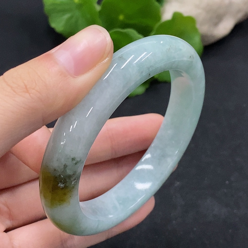F33946332 Jadeite Round Bangle Size 54.8 Total Weight Approx. 61.4g Yellow Part Color Origin Undetermined