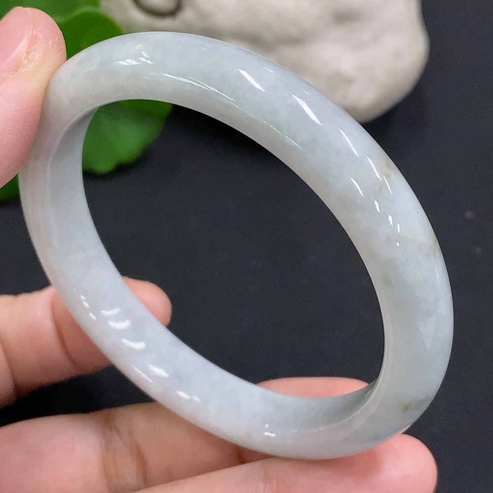 F35107210 Jadeite Round Bangle Size 52.9 Total Weight Approx. 35.6g