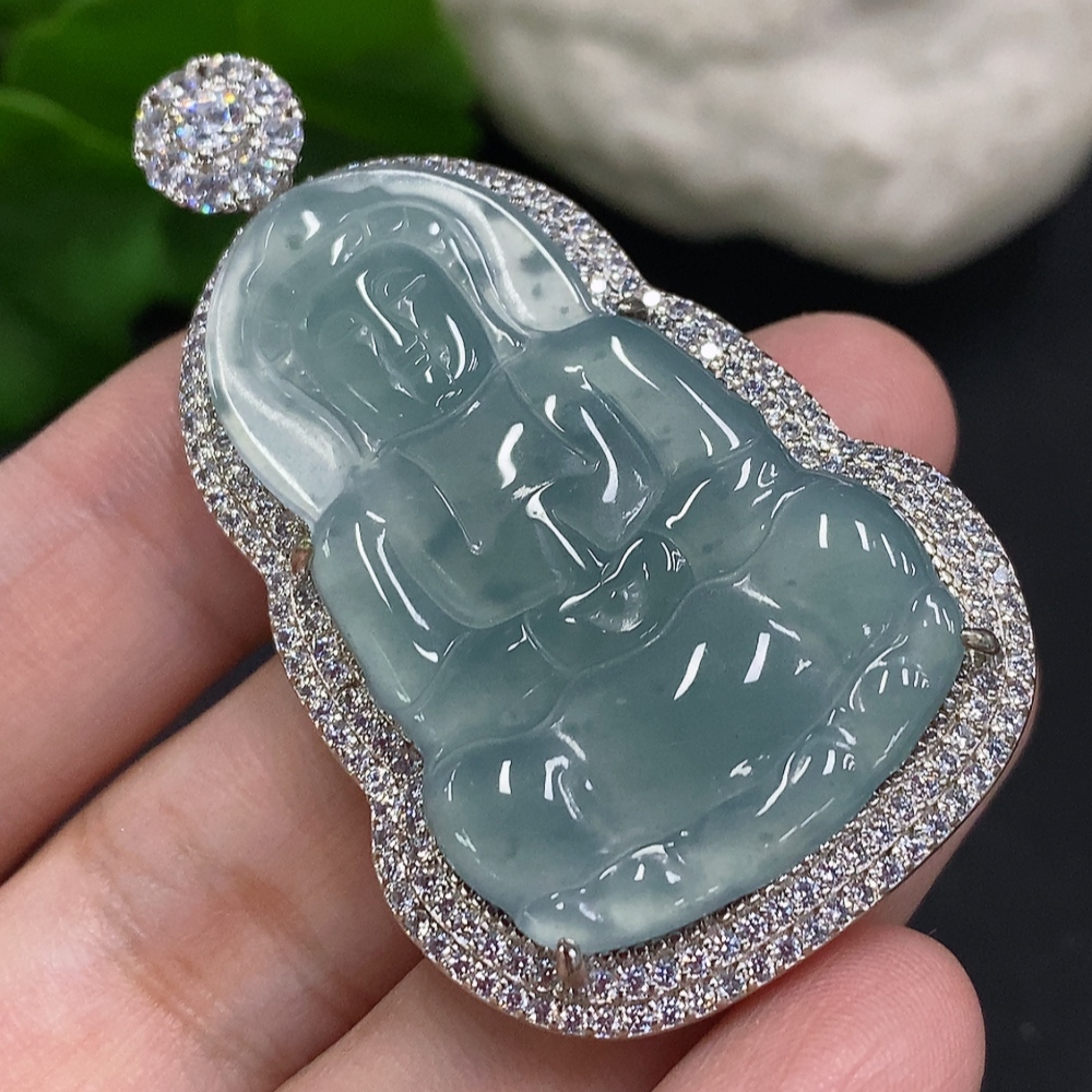 F35107734 Jadeite Guanyin Inlaid Pendant Non-Gold Inlaid Total Weight About 15g