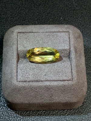 C29403329 Crystal Rough Stone Total Weight Approx. 8.79ct
